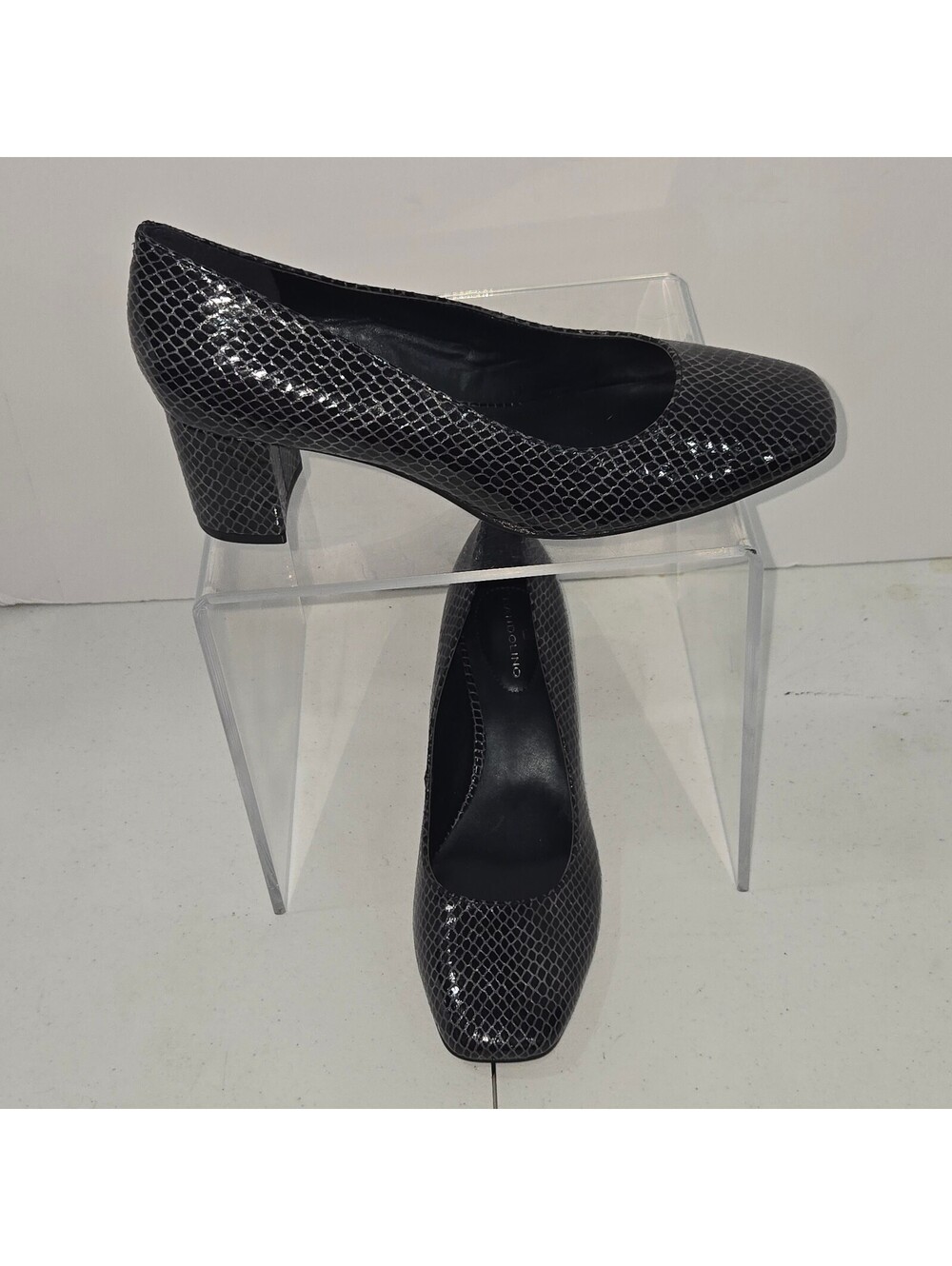 Bandolino Women Size 8M Snakeskin Printed Square Toe Block Heel Pumps Gray Black
